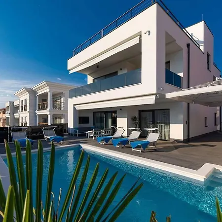 Vila Luxury Katy